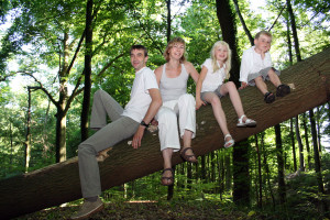 Fotoshoot familie op lokatie - in het bos